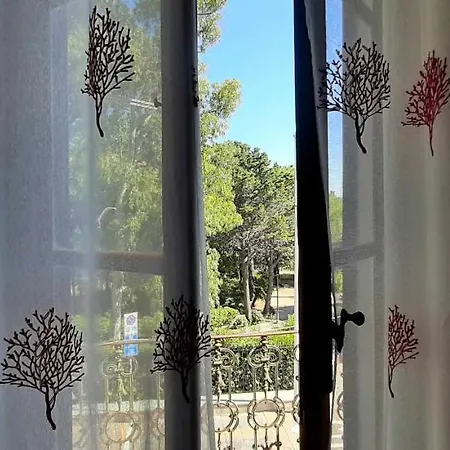 Apartment Grazioso Bilocale Con Vista Su Parco Comunale A Due Passi Dal Centro *