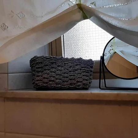 Grazioso Bilocale Con Vista Su Parco Comunale A Due Passi Dal Centro Apartment *