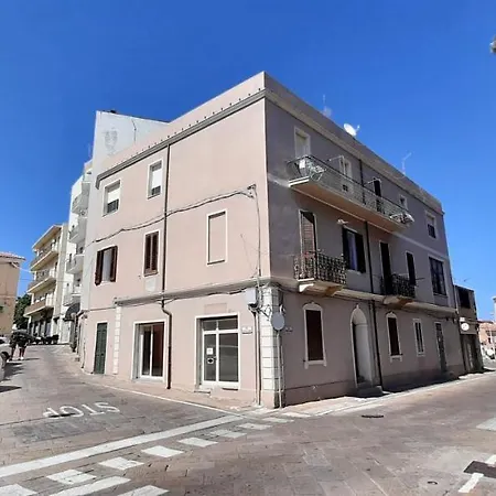 Grazioso Bilocale Con Vista Su Parco Comunale A Due Passi Dal Centro Apartment *